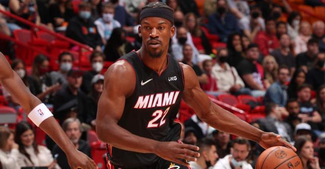 对方防线的 对方防线的