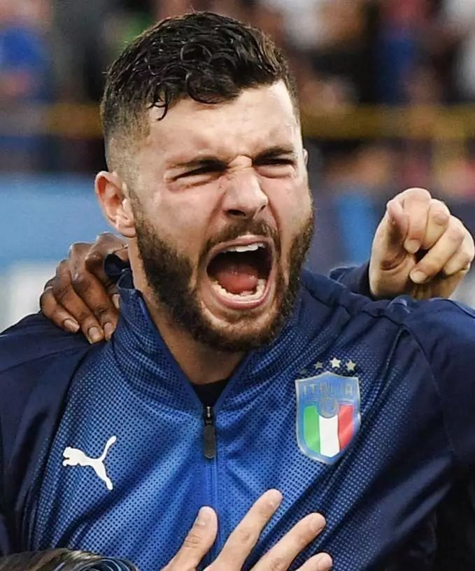 更是整个中 更是整个中