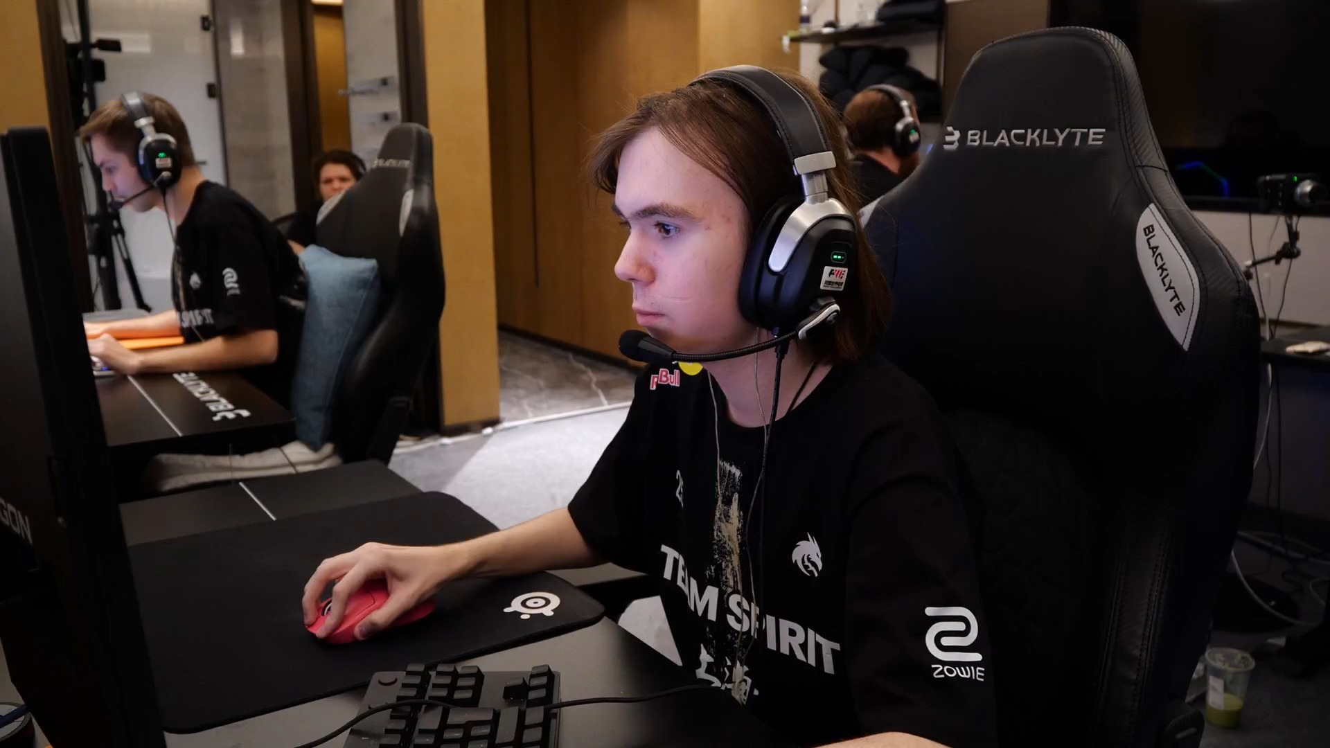 征战多年的 征战多年的