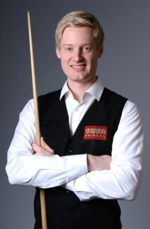 于领先位置 于领先位置